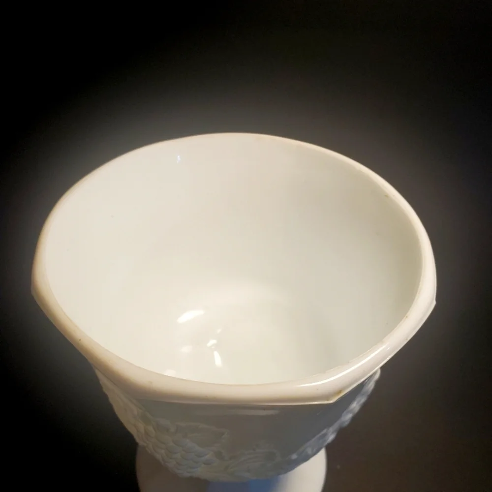 Indiana Glass Vintage White Milk Glass Pedestal Bowl Vase Compote Harvest Grape